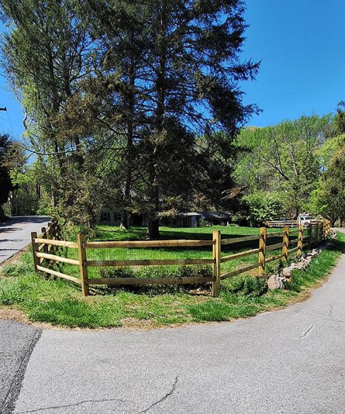 split-rail-around-a-curve